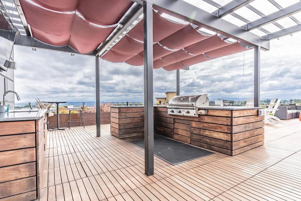 One Bedroom Luxury Apartment Seattle Dış mekan fotoğraf