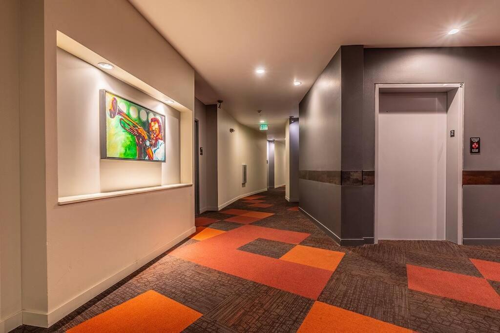 One Bedroom Luxury Apartment Seattle Dış mekan fotoğraf