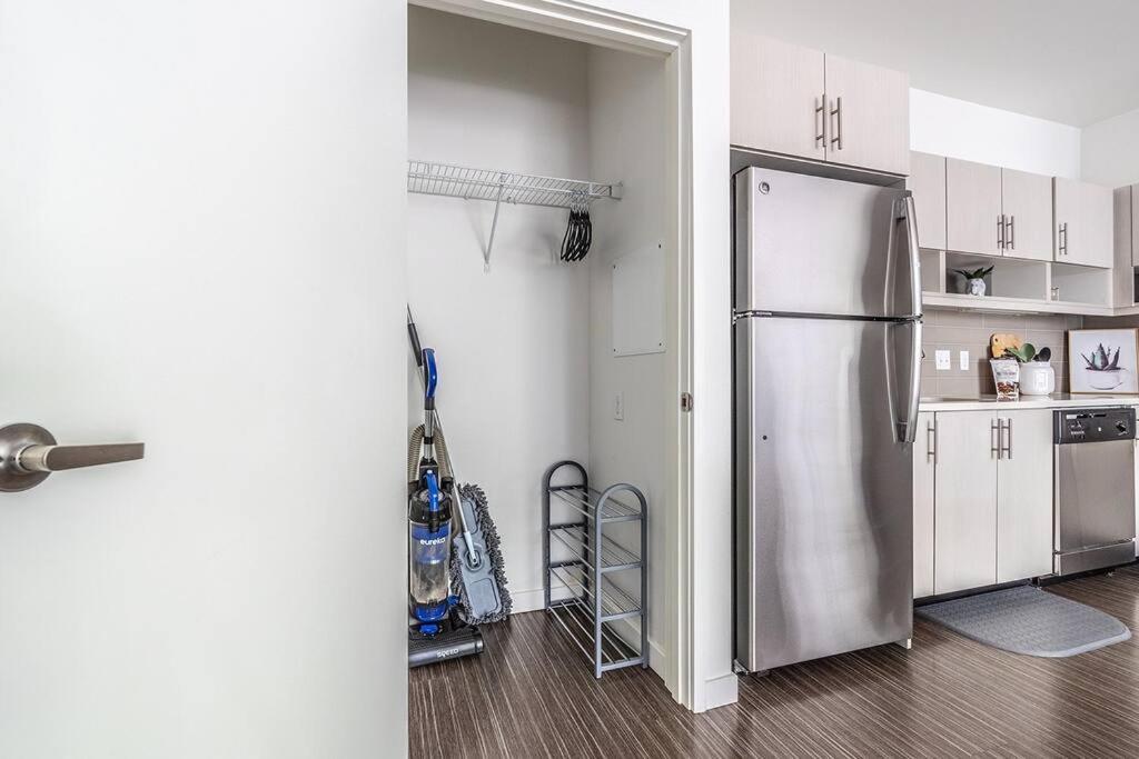 One Bedroom Luxury Apartment Seattle Dış mekan fotoğraf